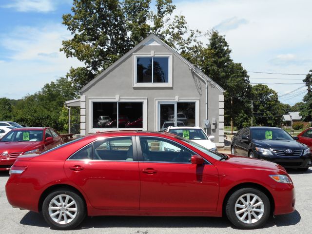 2011 Toyota Camry SEL Sport Utility 4D