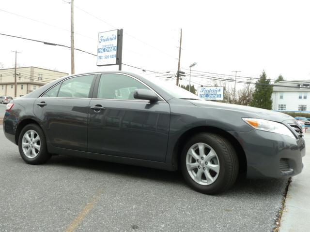 2011 Toyota Camry X