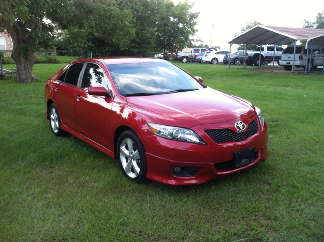 2011 Toyota Camry FX4 Super Crew 4x4