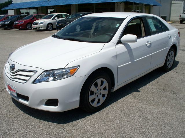 2011 Toyota Camry FX4 Super Crew 4x4