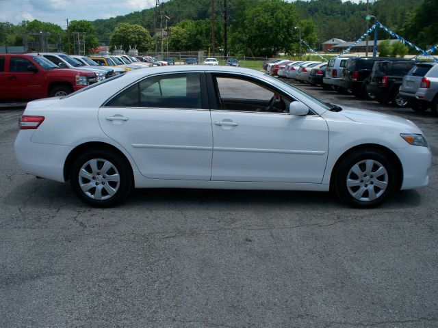 2011 Toyota Camry FX4 Super Crew 4x4