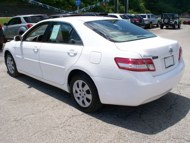 2011 Toyota Camry FX4 Super Crew 4x4