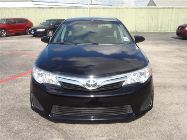 2012 Toyota Camry 525i 6 Speed TRY 258 MO