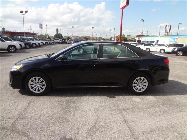 2012 Toyota Camry 525i 6 Speed TRY 258 MO