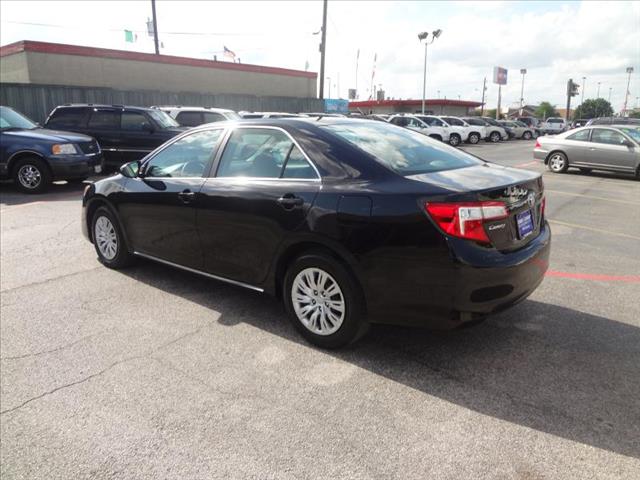 2012 Toyota Camry 525i 6 Speed TRY 258 MO