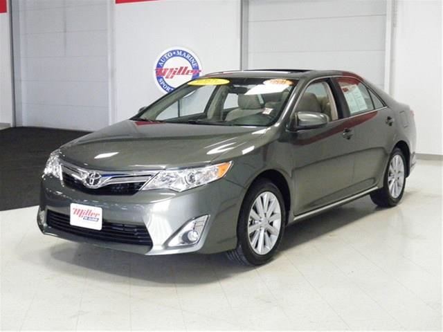 2012 Toyota Camry 4X4- SR5- Double Cab