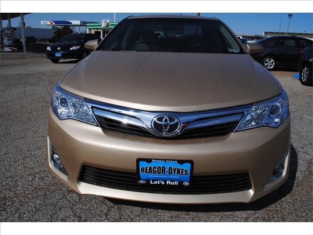 2012 Toyota Camry Eddie Bauer - Clean Carfax