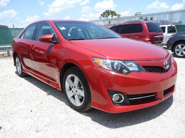 2012 Toyota Camry T6 Sedan