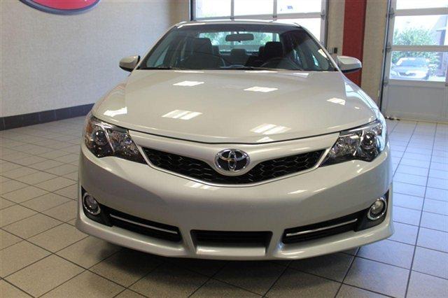 2013 Toyota Camry 4WD Supercab