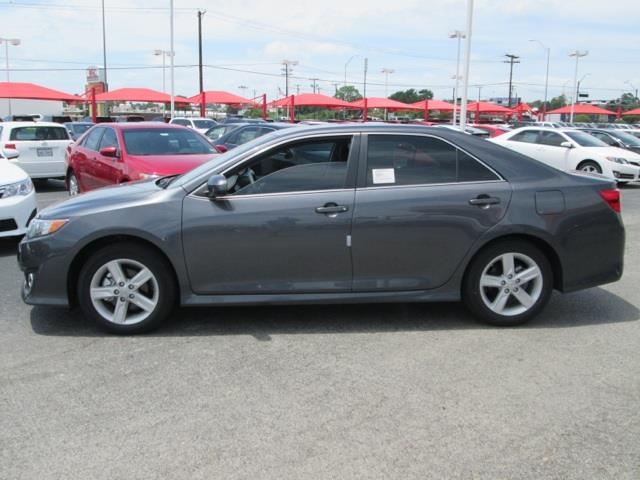 2013 Toyota Camry SE