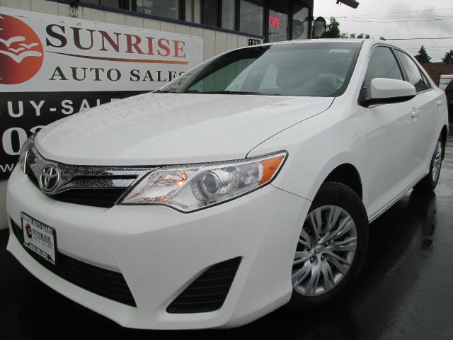 2013 Toyota Camry 4dr GLS FWD 3.5L Auto