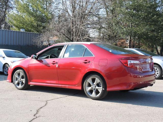 2014 Toyota Camry Unknown