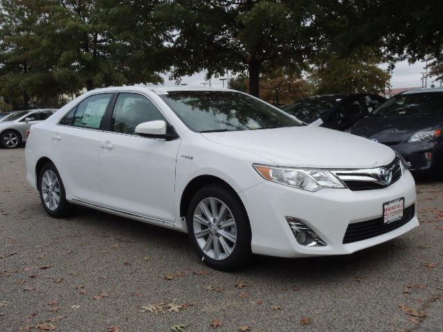 2014 Toyota Camry Leather W/premium PLUS Pkg-lo LO MIL