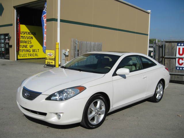 2004 Toyota Camry Solara 45