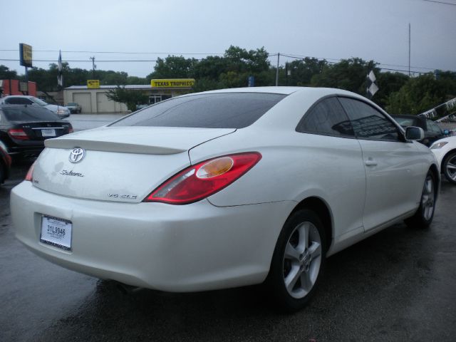 2004 Toyota Camry Solara 45