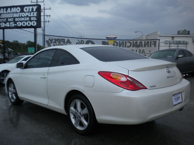 2004 Toyota Camry Solara 45