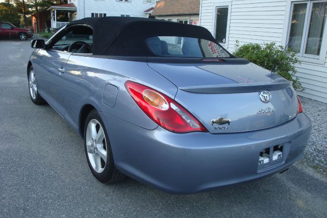 2005 Toyota Camry Solara 530i Sport Package