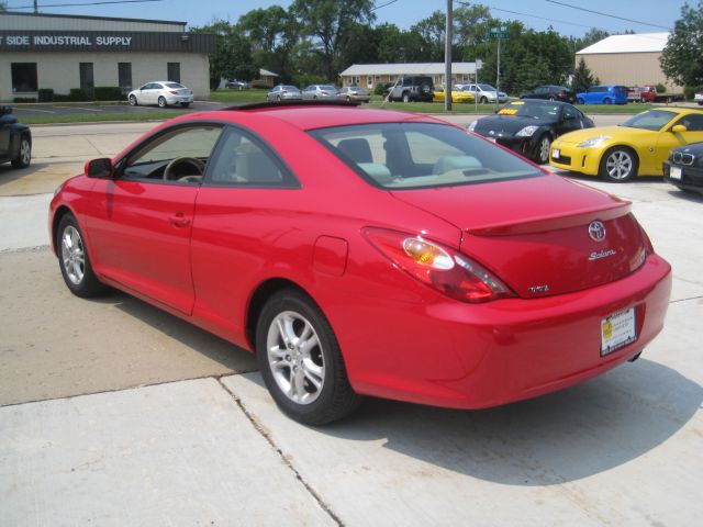 2005 Toyota Camry Solara SE