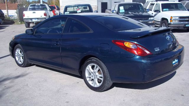 2005 Toyota Camry Solara SE