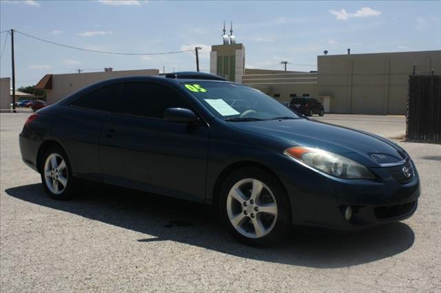 2005 Toyota Camry Solara EX 2D Coupe