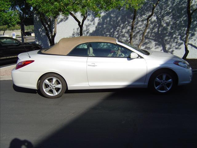 2005 Toyota Camry Solara 45