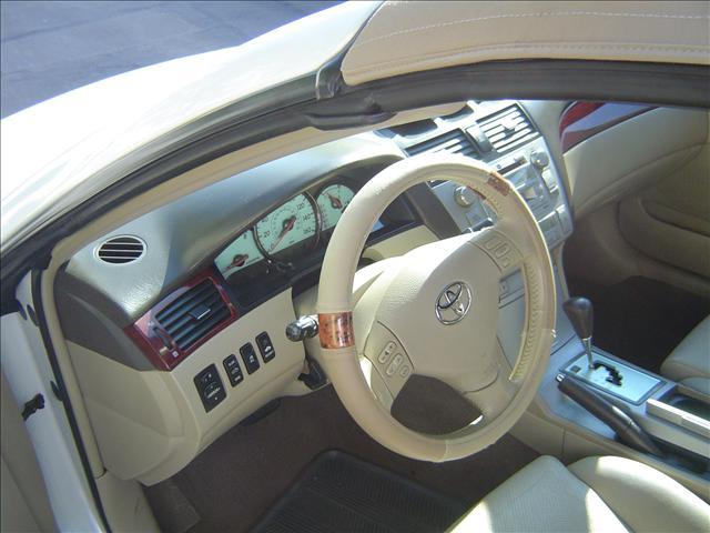 2005 Toyota Camry Solara 45