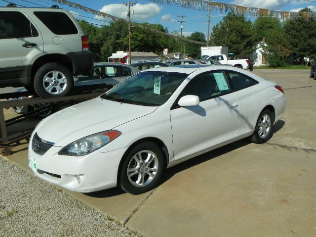 2006 Toyota Camry Solara 1990 Nissan GS