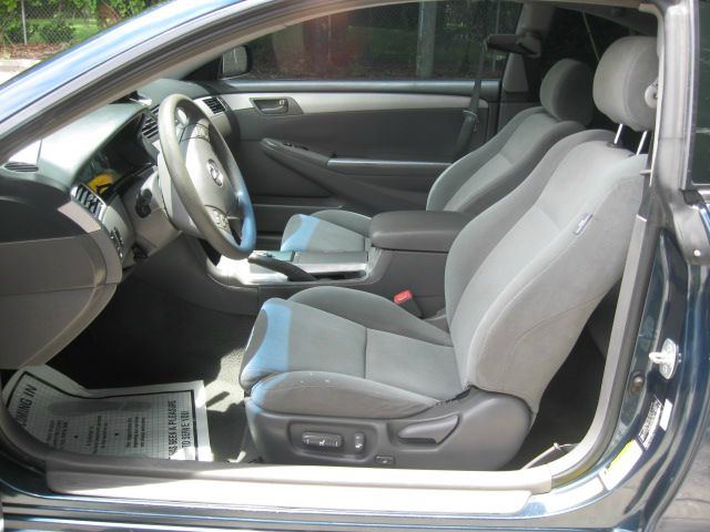 2006 Toyota Camry Solara SE