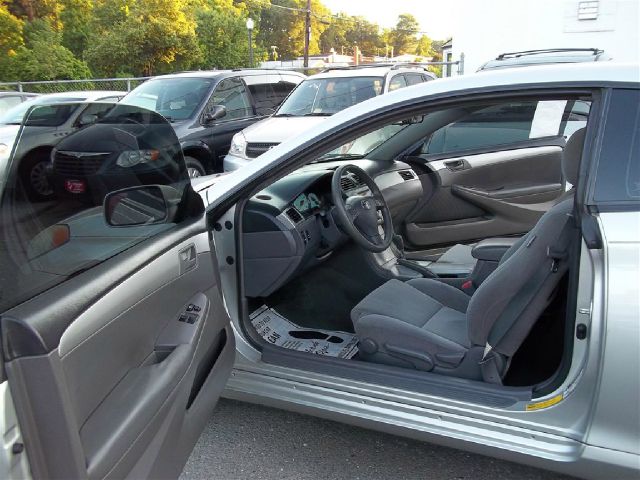 2006 Toyota Camry Solara SE