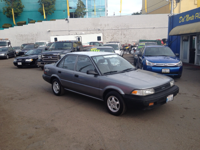 1990 Toyota Corolla Base