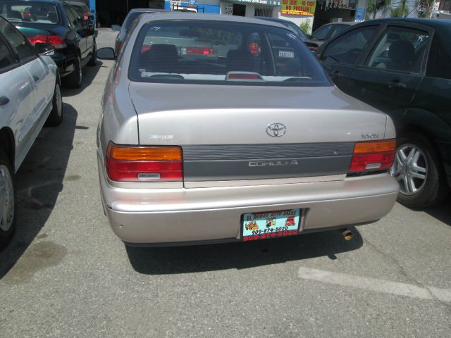 1995 Toyota Corolla Base