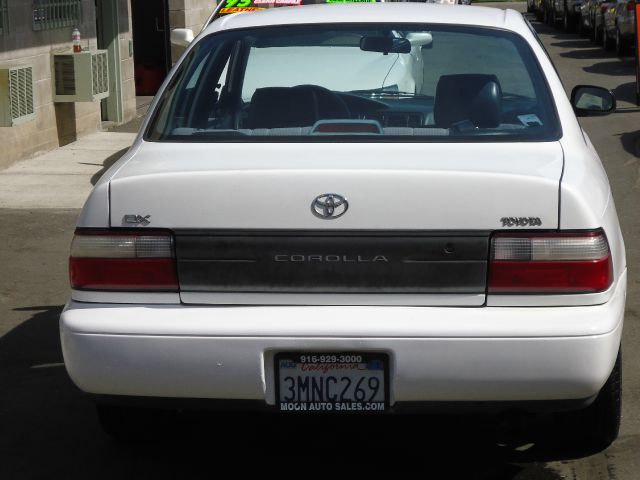 1995 Toyota Corolla Base