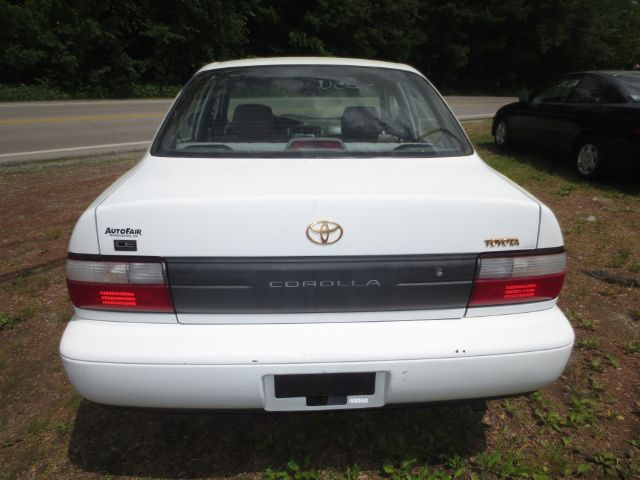 1997 Toyota Corolla Base