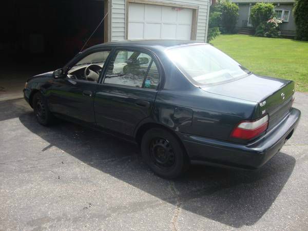 1997 Toyota Corolla Base