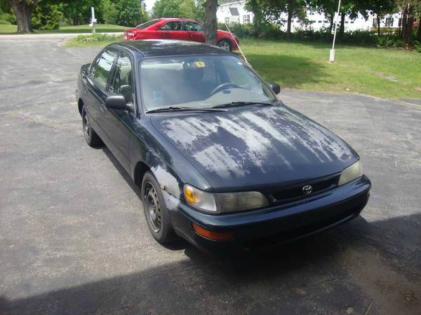 1997 Toyota Corolla Base