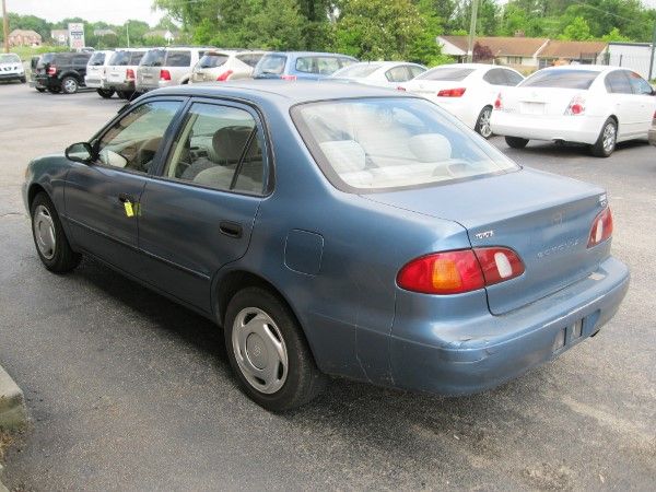 1999 Toyota Corolla 4dr Reg WB