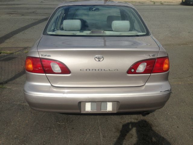 1999 Toyota Corolla EXT LS 2WD