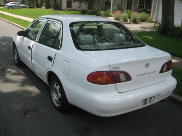 1999 Toyota Corolla EXT LS 2WD