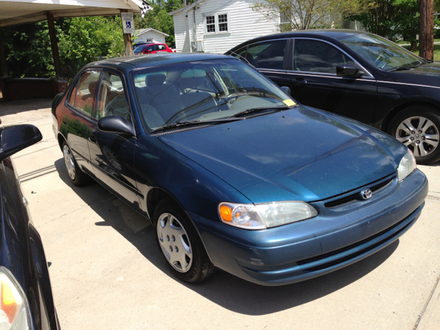 2000 Toyota Corolla SEL Sport Utility 4D