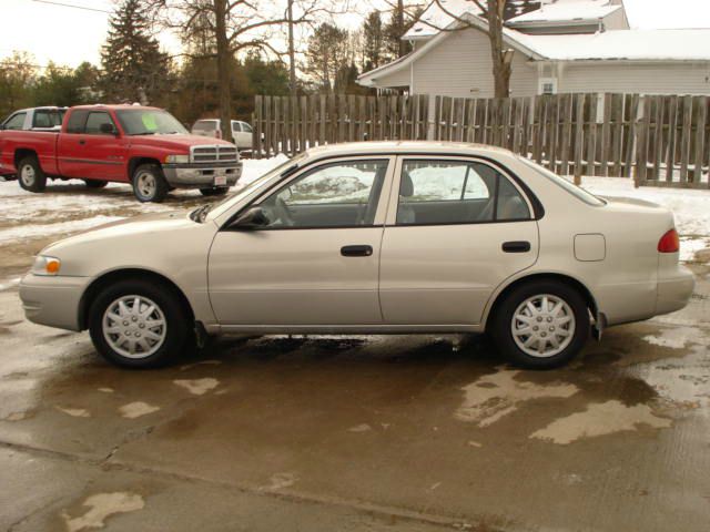 2000 Toyota Corolla EXT LS 2WD