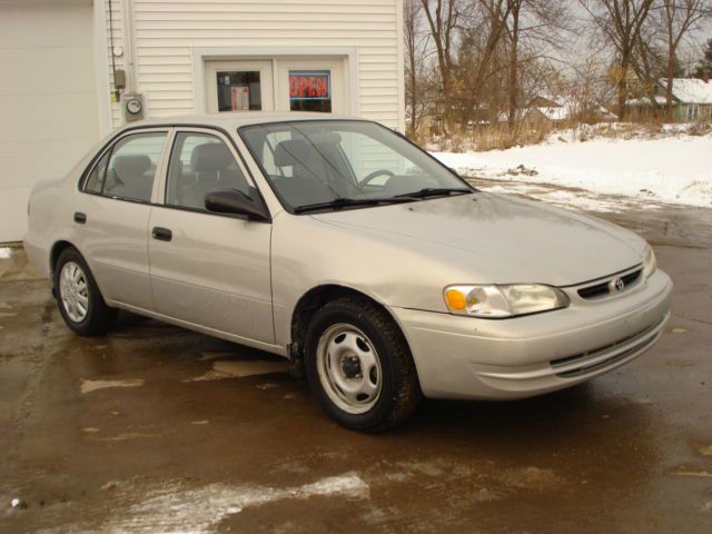 2000 Toyota Corolla EXT LS 2WD