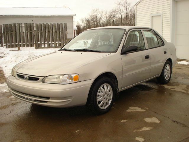 2000 Toyota Corolla EXT LS 2WD