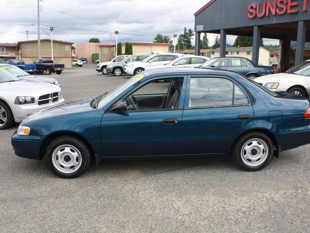 2000 Toyota Corolla EXT LS 2WD