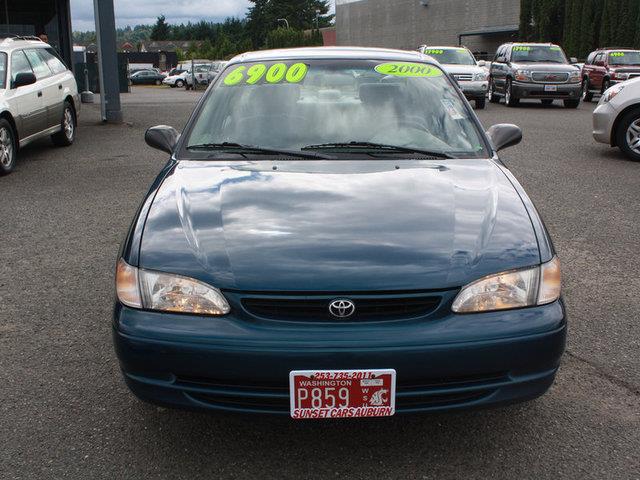 2000 Toyota Corolla EXT LS 2WD