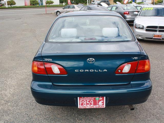 2000 Toyota Corolla EXT LS 2WD