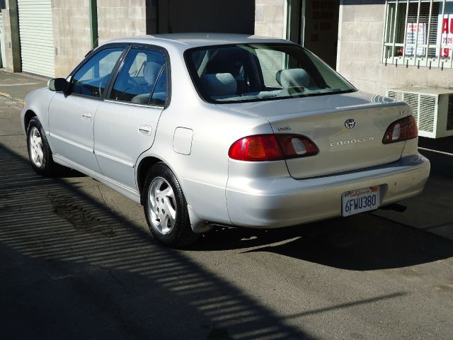 2000 Toyota Corolla X