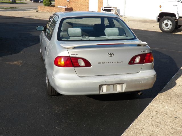 2000 Toyota Corolla SEL Sport Utility 4D