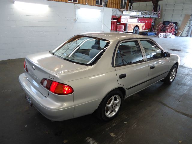 2000 Toyota Corolla SEL Sport Utility 4D