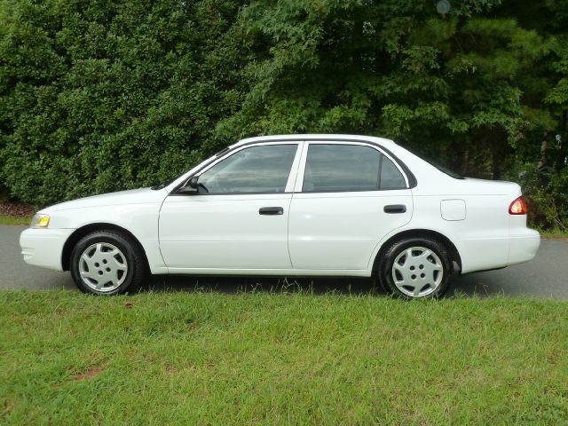 2000 Toyota Corolla EXT LS 2WD