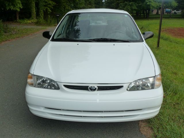 2000 Toyota Corolla EXT LS 2WD